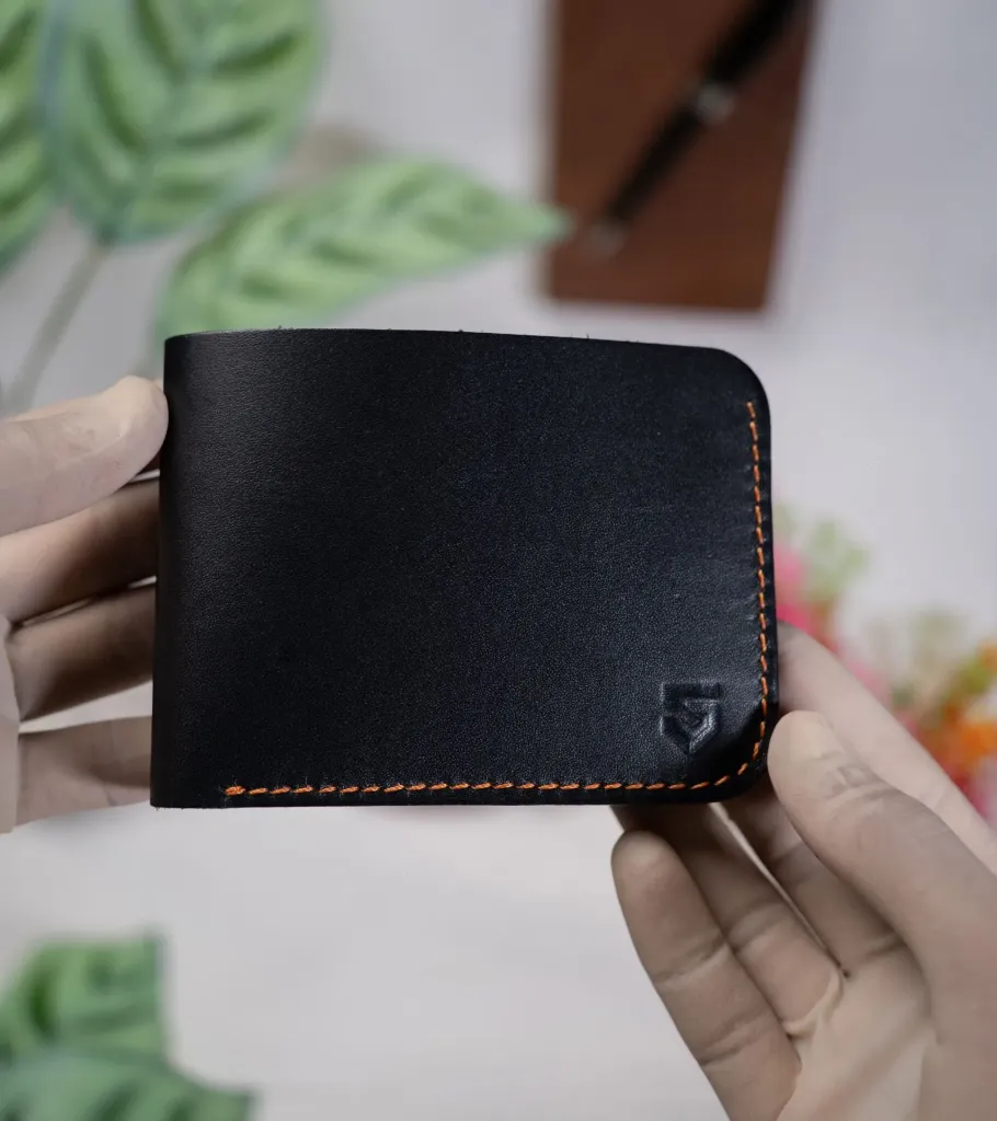 [SL-25-55VEG-BLKTAN-TAN] S11-Handmade Bifold Full Grain Vegetable Tanned Leather Wallet